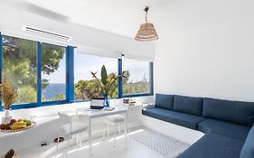 Renovated Seaside Cabin In Sounio